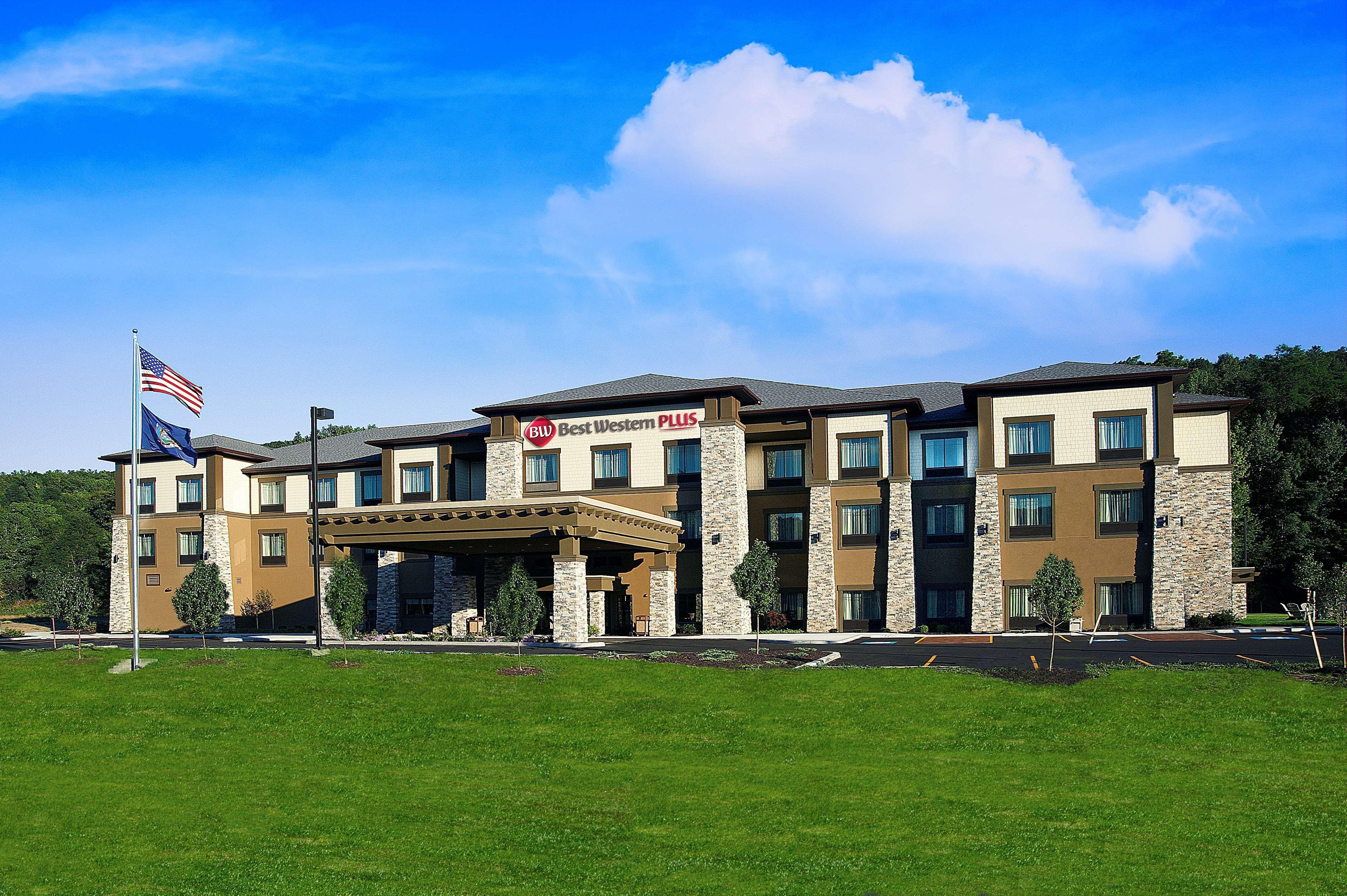 Best Western Harbour Inn & Suites Huntington - Sunset Beach Kültér fotó