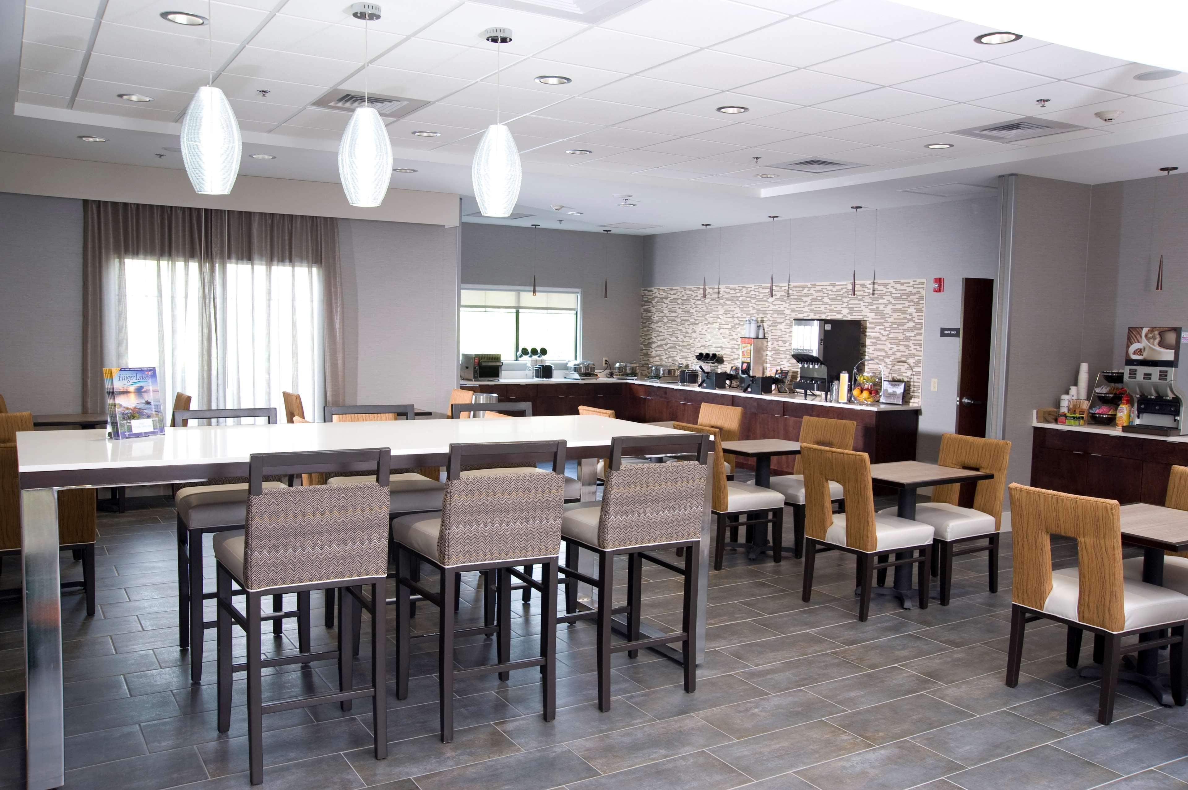 Best Western Harbour Inn & Suites Huntington - Sunset Beach Kültér fotó