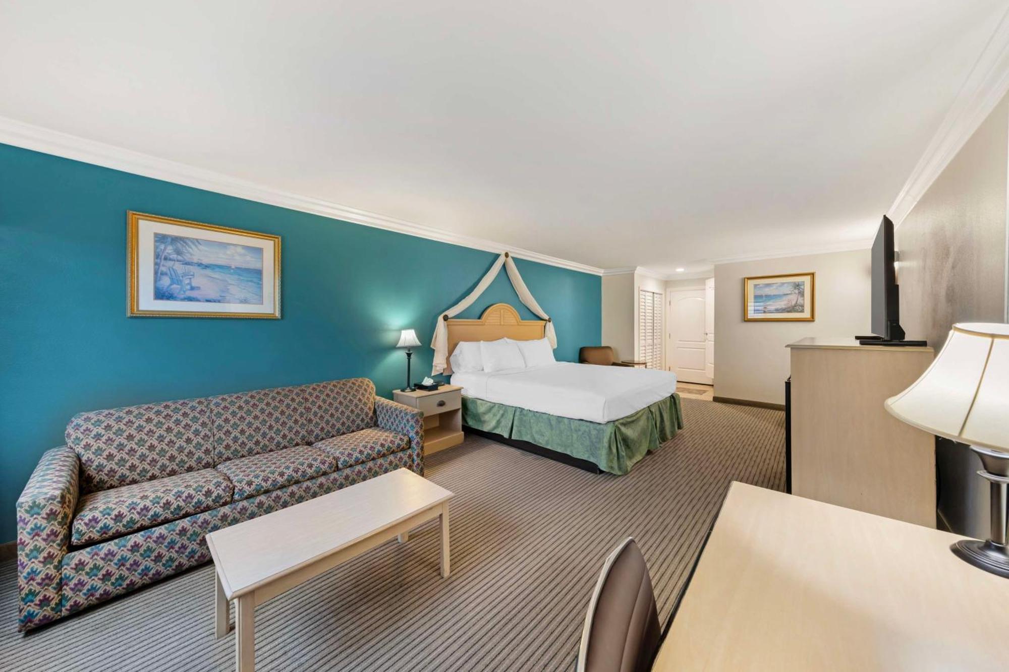 Best Western Harbour Inn & Suites Huntington - Sunset Beach Kültér fotó