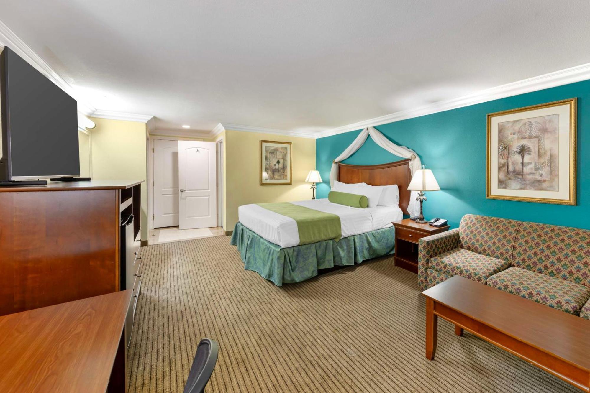 Best Western Harbour Inn & Suites Huntington - Sunset Beach Kültér fotó