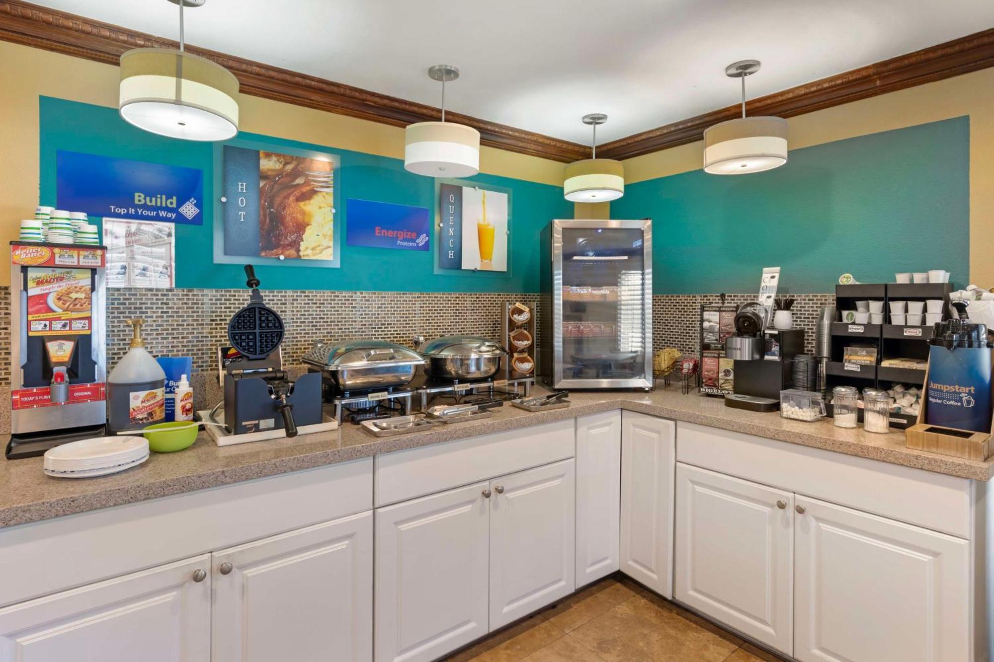 Best Western Harbour Inn & Suites Huntington - Sunset Beach Kültér fotó
